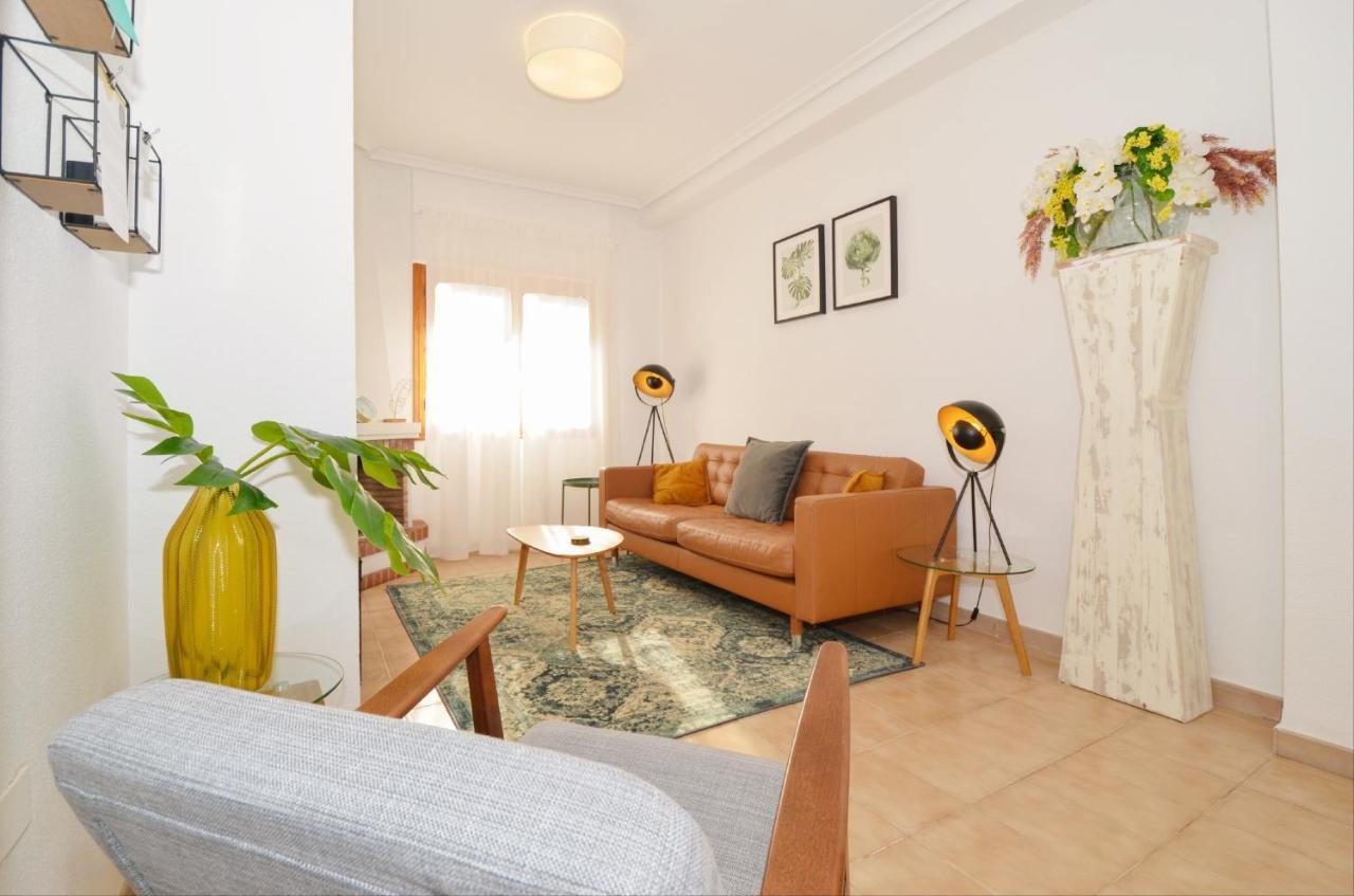 Punta Prima Pleasure With Private Parking In A Gated Community Close To The Beach Torrevieja Dış mekan fotoğraf